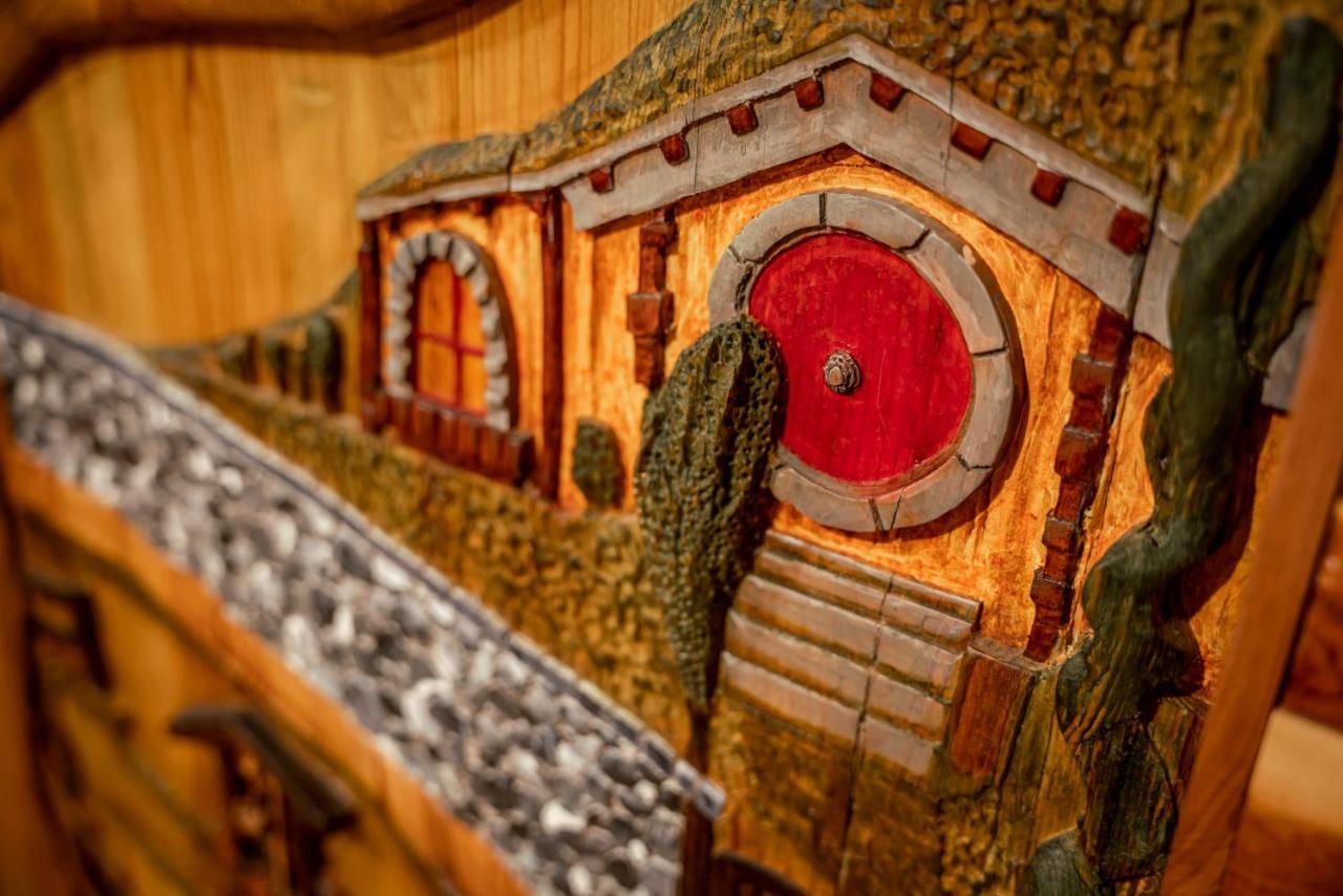 The Hobbit House, Fantasy Comes Home! راسلفيل المظهر الخارجي الصورة