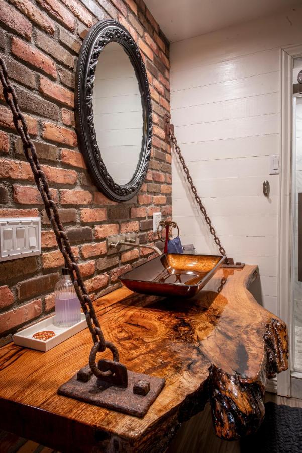 The Hobbit House, Fantasy Comes Home! راسلفيل المظهر الخارجي الصورة